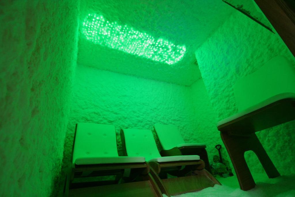 Hotel Residence Dahu Пасо дел Тонале Екстериор снимка