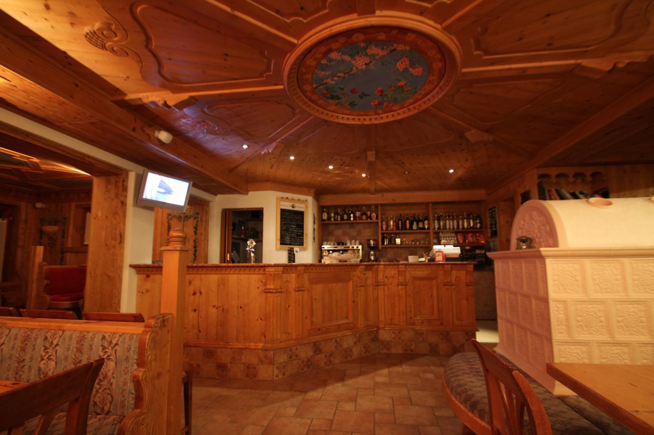 Hotel Residence Dahu Пасо дел Тонале Екстериор снимка