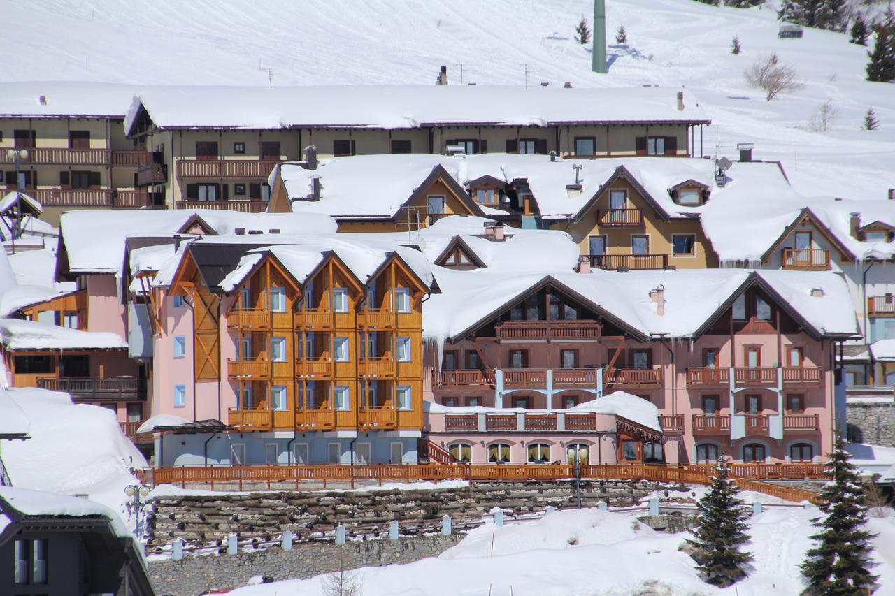 Hotel Residence Dahu Пасо дел Тонале Екстериор снимка