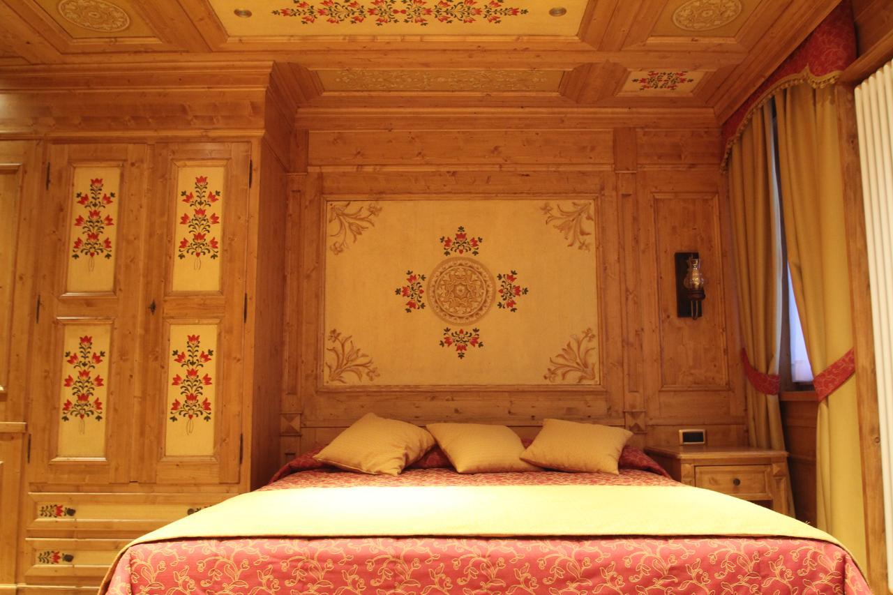 Hotel Residence Dahu Пасо дел Тонале Екстериор снимка